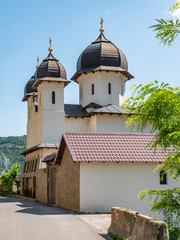 Fototapeta na wymiar Kloster Mraconia - Donau (RO)