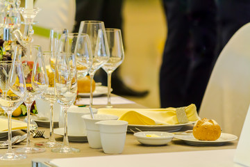 Luxury wedding party dinner table setting concept.