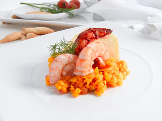 arroz con bogavante y langostinos.  Rice with lobster and prawns