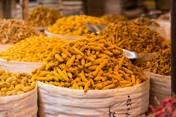 Fototapeta premium Raw Turmeric 