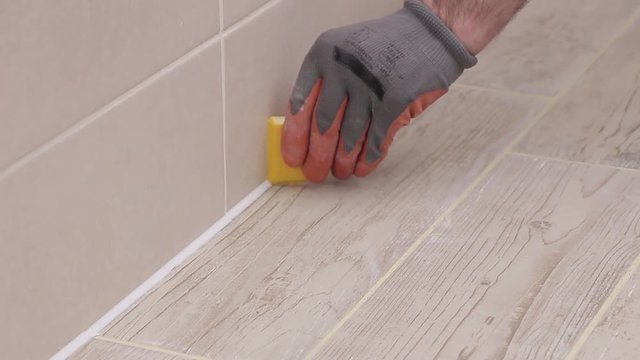 Forming sanitary silicone sealant in bathroom