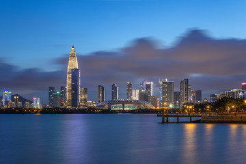 Fototapeta na wymiar Bustling night view of Shenzhen Bay Park and Shenzhen Houhai Financial District