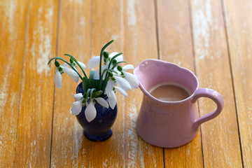 baskets, coffee. tea,end flowers