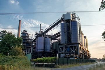 Fototapeta na wymiar Teile einer Carbonfabrik