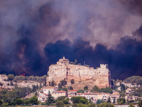Fire in Vitrolles, France (August 10, 2016)