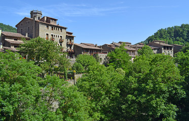 Fototapeta na wymiar Rupit, pueblo de montaña en provinvia de Barcelona
