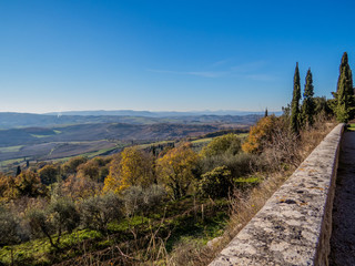 Fototapeta na wymiar Amazing landscape in Val d'Orcia, Tuscany, Italy