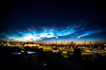 Nachtlichter am Nordhimmel an der Sommersonnenwende