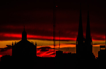 Fototapeta premium atardecer caballito