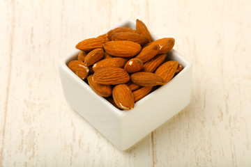 Almond nuts