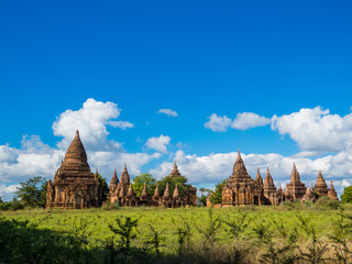 Fototapeta premium Khaymingha Pagoda Complex in Bagan, Myanmar