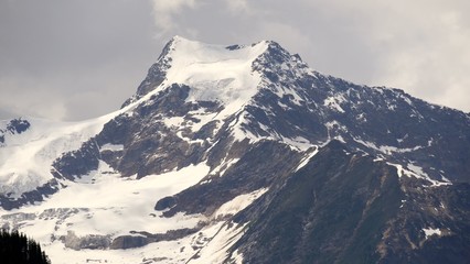 Fototapeta na wymiar Gold Glacier