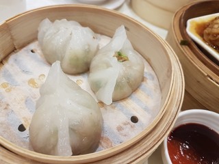 In the picture is steam dumpling. This is a famous hong kong food. It is a type of traditional chinese dumpling.