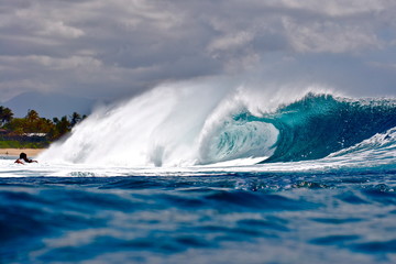 Crashing giant wave