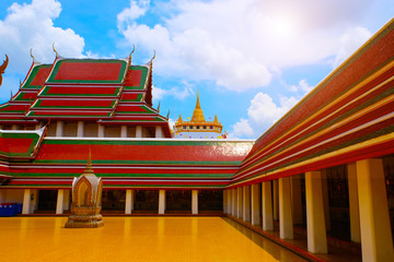 famous buddhist temples in thailand