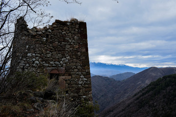 Fototapeta na wymiar zamek w Gruzjii, Europa