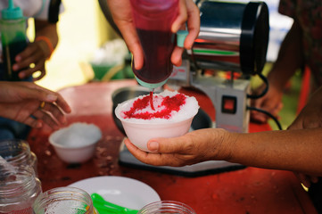 Social concept of poor people sharing : Concept serving free food to the poor : Free food, Using...