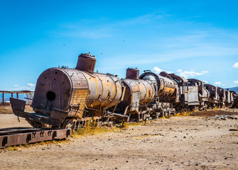 Fototapeta na wymiar Cemetery of abandoned trains, Uyuni, Bolivia