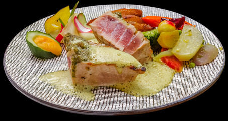 half-cooked Tuna