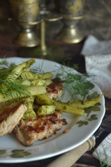 Tenderloins with yellow beans and pesto