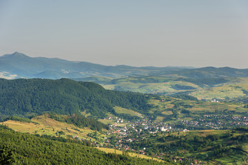 Obraz premium Beautiful views on the ridge Borzhava, which is in the Ukrainian Carpathian mountains