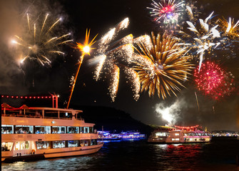 Rhein in Flammen