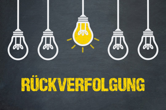 Rückverfolgung / Tafel mit Glühbirnen