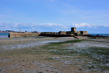 Obraz premium The Fort in St Aubin's Bay on Jersey's South Coast