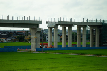 Fototapeta premium 建設中の新幹線の高架