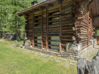 Particolare di una casa Alpina in Valle D'Aosta