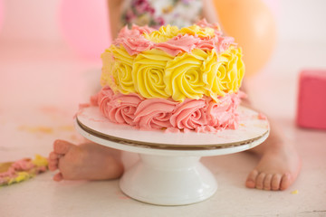 Pink smash cake foot