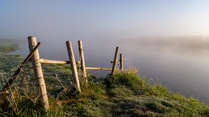 Poranne mgły nad rzeką Narew. Magia Podlasia © podlaski49