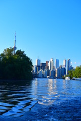 Fototapeta premium Skyline of Toronto, Canada as seen from the harbor on a summer evening