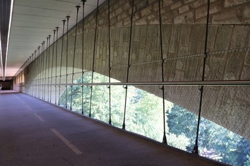 Le Pont Adolphe ouvert en 1903 dans la ville de Luxembourg