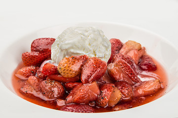 fresas y helado