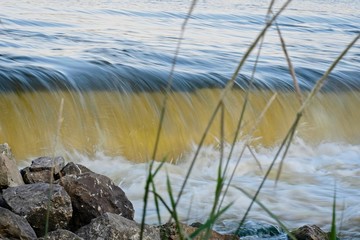 spiętrzenie wody na rzece Narew