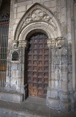 Fototapeta premium Medieval arched door 