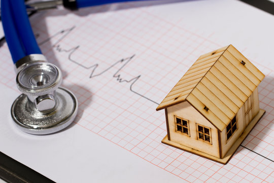 Real estate economy and medical consultation