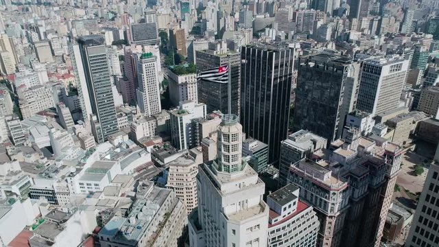 Aerial image made with drone on Avenida Paulista, commercial center of the city of S&atilde;o Paulo, Brazil.
