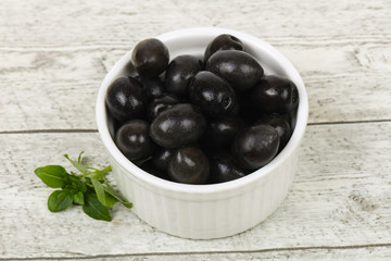 Black olives in the bowl