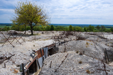 Schützengräben aus dem 1. Weltkrieg in der Nähe von Verdun/Frankreich