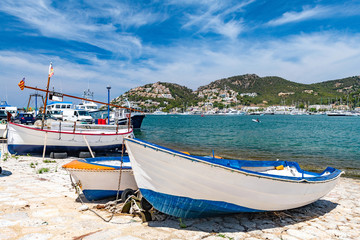 Fototapeta na wymiar View of Port Andratx with old fishing boats - Mallorca - 0370