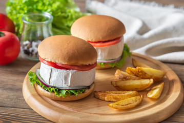Camembert Hamburgers