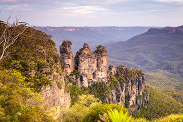 Three Sisters Blue Mountains Australia