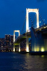 Fototapeta na wymiar 東京のレインボーブリッジの夜景