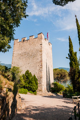 Obraz premium Meran, Pulverturm, Tappeinerweg, Stadt, Vinschgau, Südtirol, Sommer, Italien