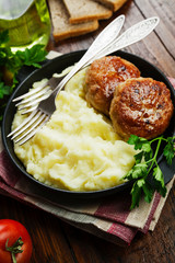Burgers and mashed potatoes