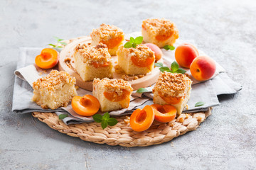 apricot summer cake