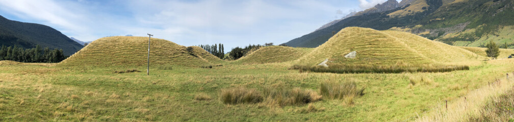 Fototapeta premium Panorama view mound formations New Zealand