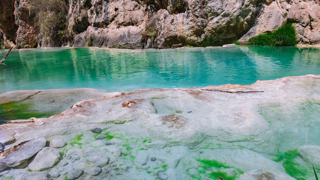 Millpu turquoise waters